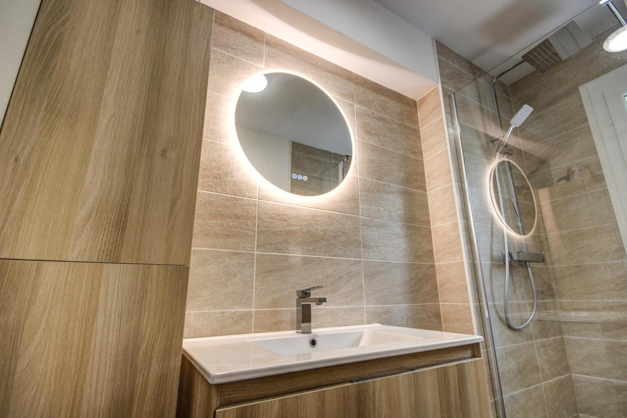 Suite T5 Rennes Gare - Parking Prive Gratuit Ngoại thất bức ảnh